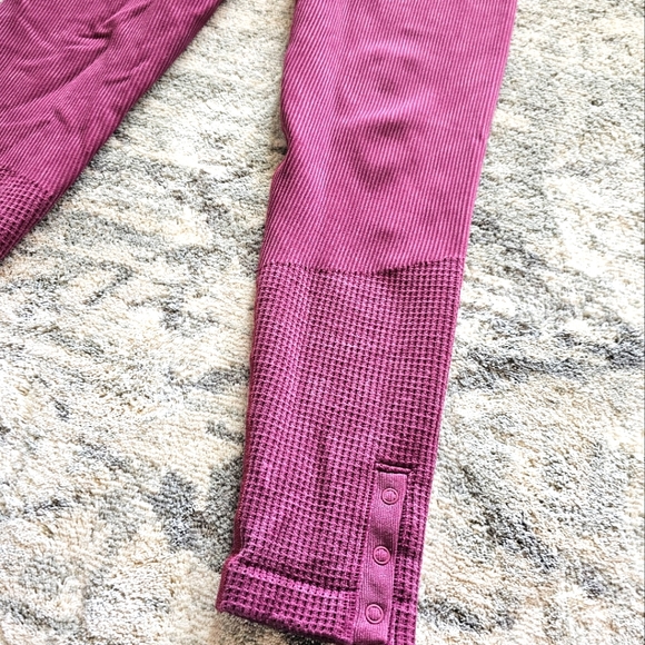 Women's Pink Ribbed Waffle Knit Leggings High Waisted Large - Picture 5 of 6